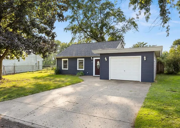 Peaceful Park Living - 3bd 10mins To Dt Peoria * North Pekin